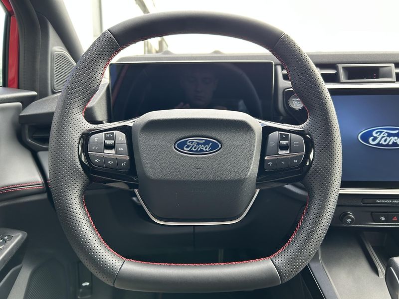 Ford Puma 1.0 Hybrid (mHEV) 92kW ST-Line - fotka 18 z 35