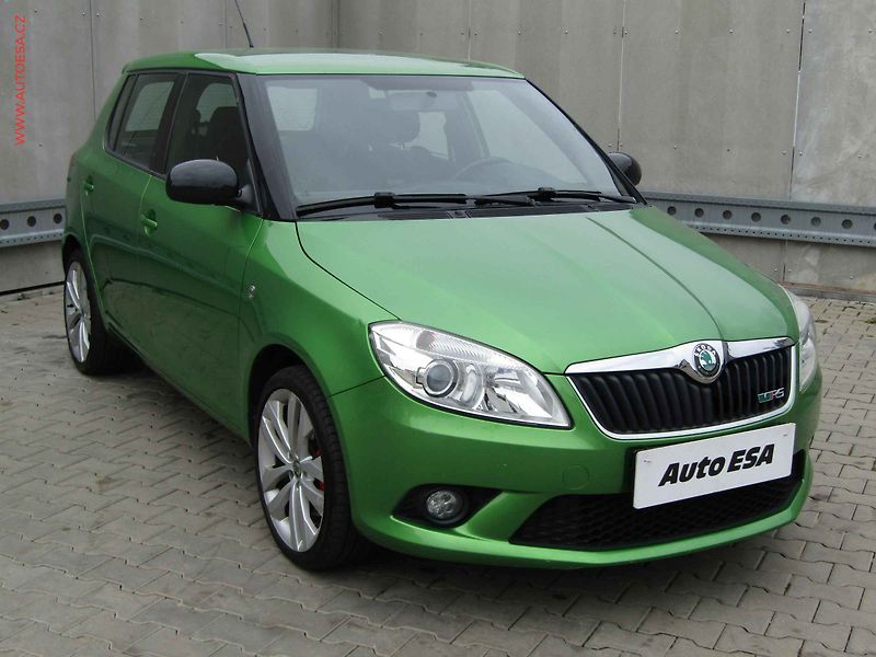 Škoda Fabia (2011) 1.4 TSi, 2.maj,ČR, RS, DSG - fotografie inzerátu
