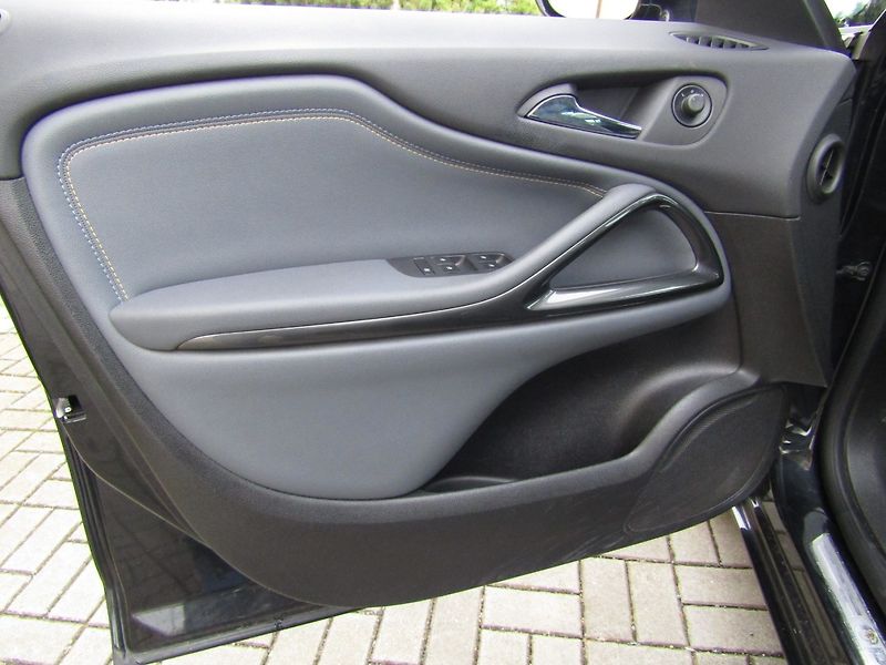 Opel Zafira (2015) 2.0 CDTi ÚPLNÁ SERVISNÍ HISTOR - fotka 18 z 48