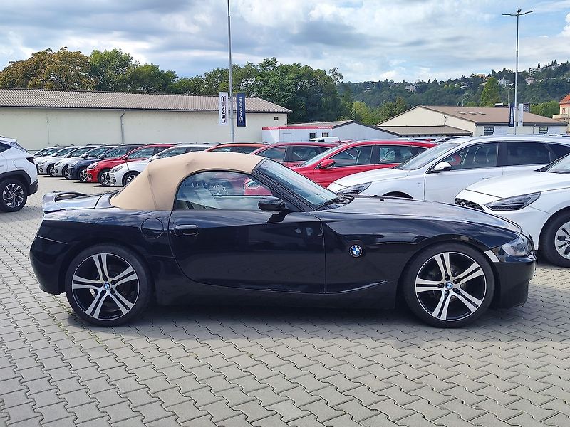 BMW Z4 2.5i/130kW E85 Roadster - fotka 7 z 26