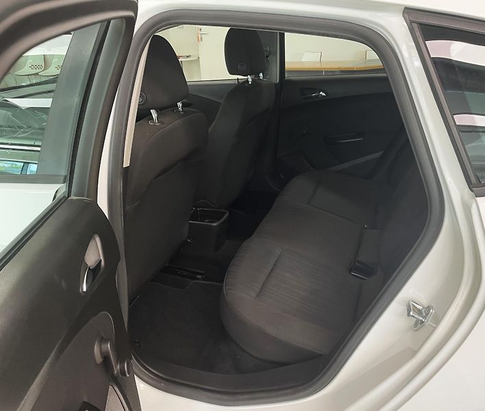 Opel Astra 1,4 16V, ČR, 1.MAJ - fotka 10 z 20