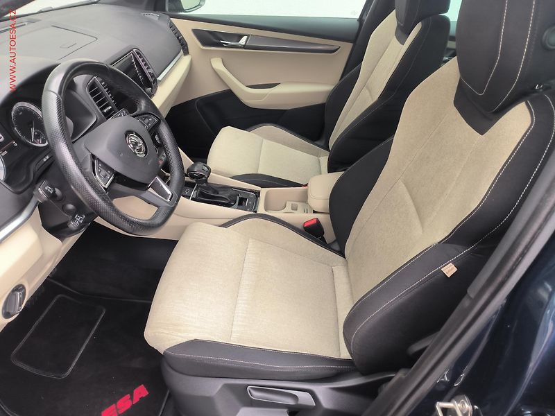Škoda Karoq (2018) 1.5 TSi, Style, DSG, panor - fotka 9 z 26