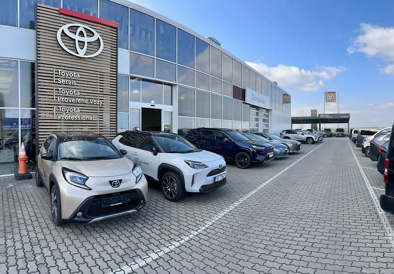 Toyota GR Yaris (2025) 1.6 Turbo AT DYNAMIC VIP - fotka 15 z 15