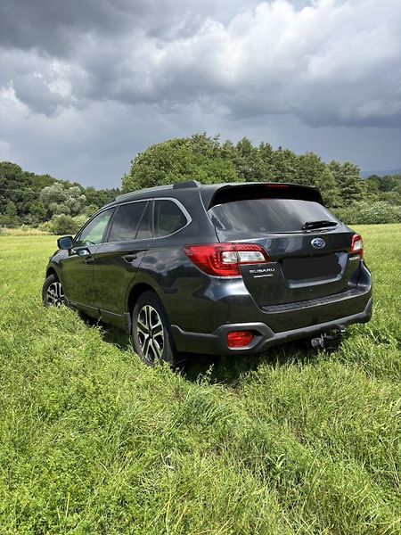 Subaru Outback (2018) 2,5 i Active 4x4 - fotka 3 z 13