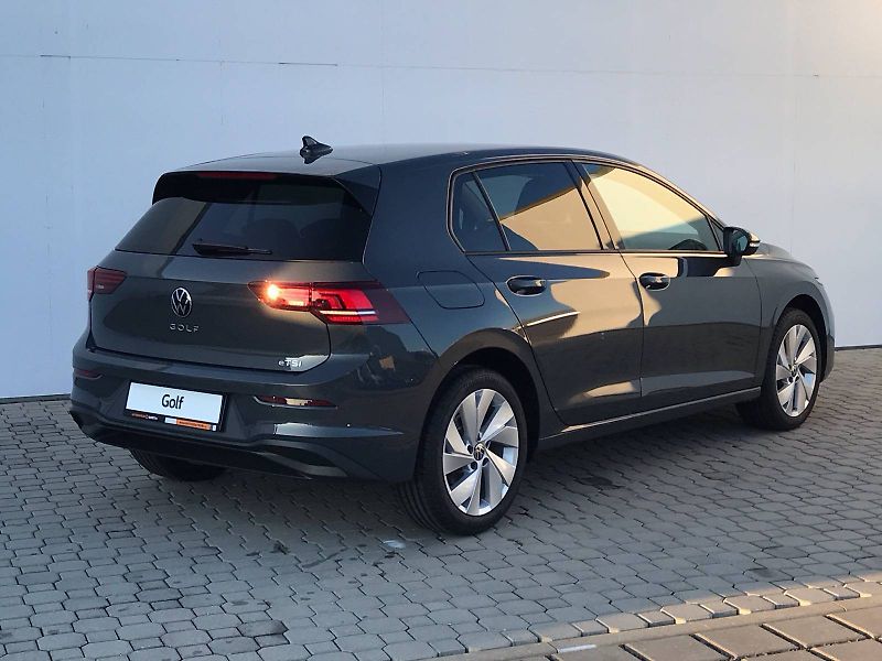 Volkswagen Golf (2026) People 6G 1,5TSI - fotka 2 z 9
