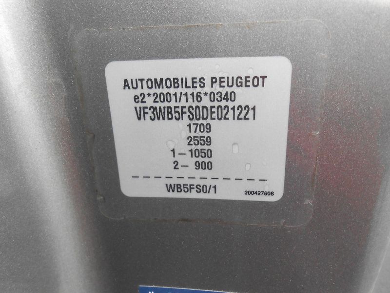 Peugeot 207 CC 1.6VTi,127TKm! KLIMA - fotka 2 z 28
