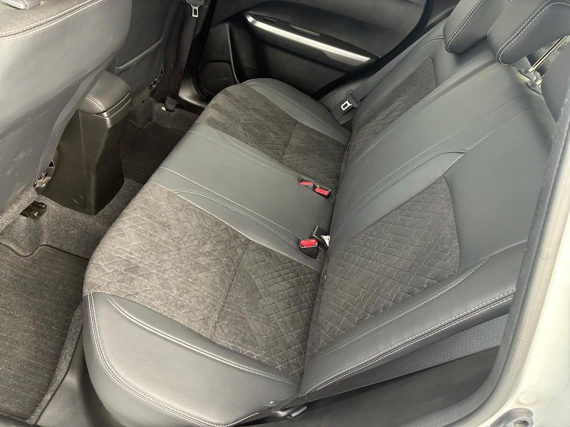 Suzuki Vitara (2023) ELEGANCE 1.4HEV 95kW 4x4 CZ - fotka 8 z 11