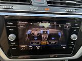 Volkswagen Touran 2,0 TDI ,7 MÍST,TAŽNÉ,KAMERA - náhled 24