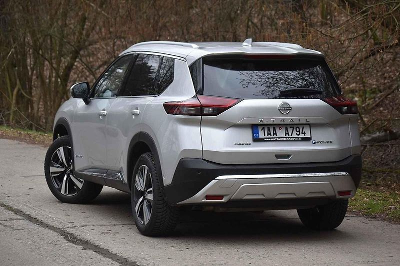 Nissan X-Trail zůstal věrný svým hodnotám i s jiným typem pohonu