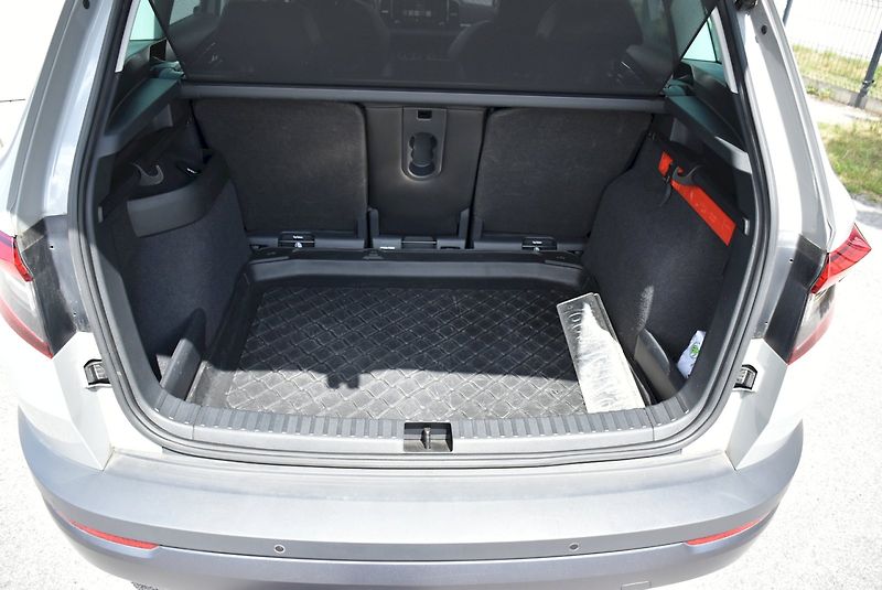 Škoda Karoq (2021) Style PLUS 2.0 TDI 85kW DSG - fotka 29 z 35
