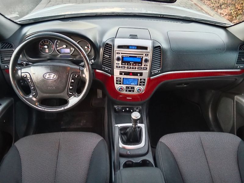 Hyundai Santa Fe (2007) Style 2.7 V6 LPG | Servis - fotka 12 z 16