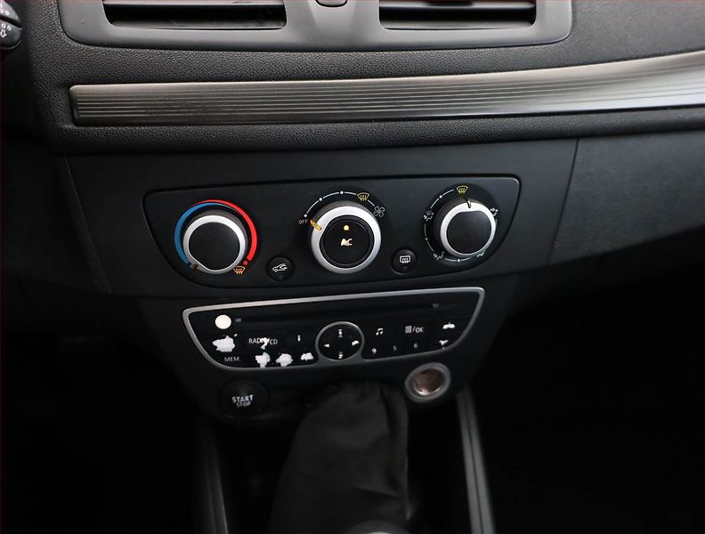 Renault Mégane (2009) 1.5 dCi, po STK, udržované - fotka 10 z 18
