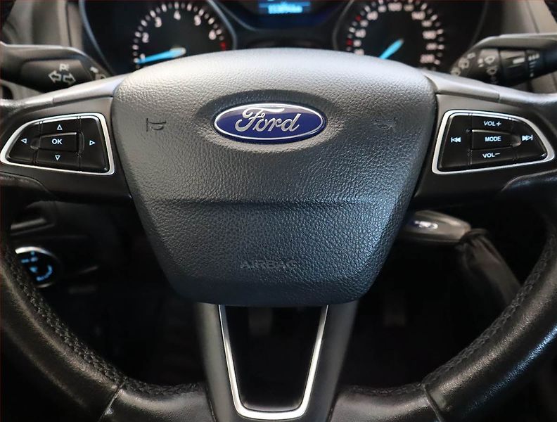Ford Focus (2017) 1.6 i - fotka 15 z 15