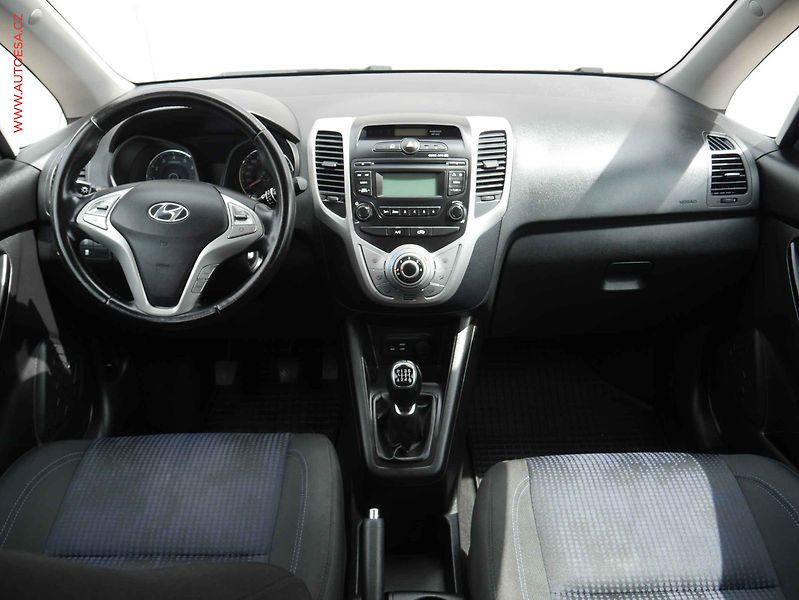 Hyundai ix20 (2019) 1.6i, 1.maj,ČR, servis.kniha - fotka 8 z 14