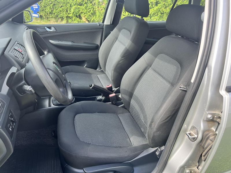 Škoda Fabia 1.4 59KW,TZ,KLIMA,TEMPOMAT,ESP - fotka 13 z 45