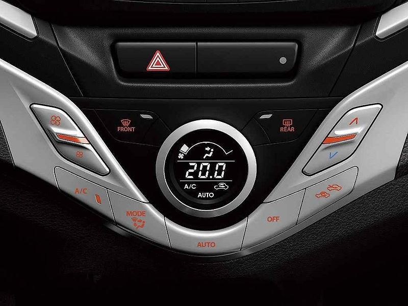 Suzuki Baleno.
