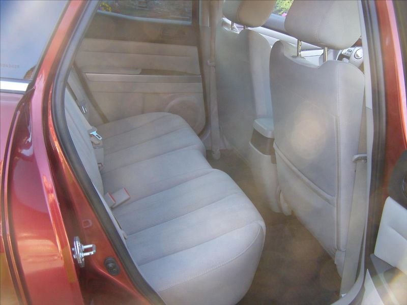 Mazda CX-7 2,2   4x4 162000km - fotka 19 z 27