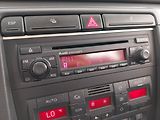 Audi A4 (2005) 2.0 TDI, Automat - náhled 18