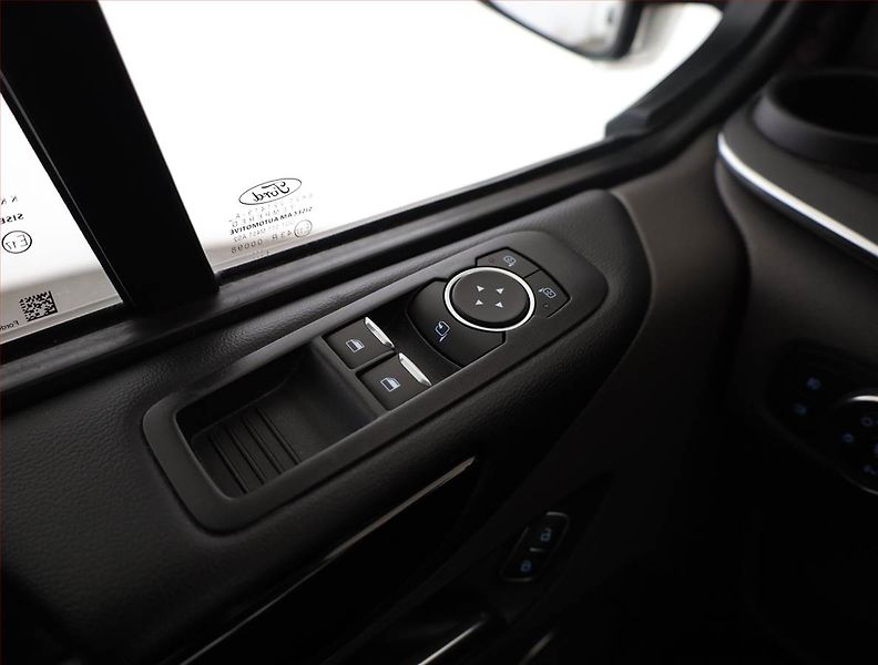 Ford Tourneo Custom (2021) Titanium 2.0 EcoBlue mHEV, ČR - fotka 16 z 19