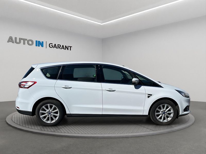Ford S-MAX (2019) 1.5 121kw, ČR, 1.maj - fotka 4 z 24