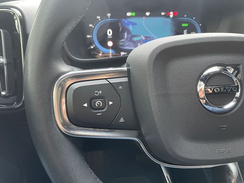 Volvo C40 Recharge Twin motor 82kWh - fotka 28 z 38