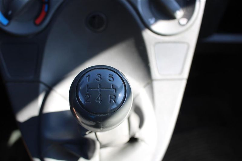 Fiat Panda 1,1 i  CITY SERVO,STK 5/2027 - fotka 17 z 22