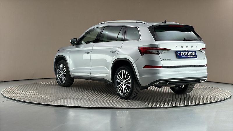 Škoda Kodiaq 2.0 TDI DSG 4x4 L&K - fotka 2 z 32