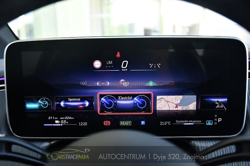 Mercedes-Benz EQE 350 AMG 4MATIC PANORAMA  - fotka 29 z 55