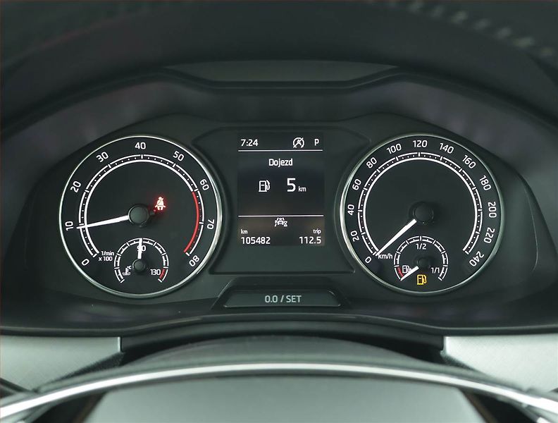 Škoda Kamiq (2023) Ambition 1.5 TSI - fotka 11 z 16