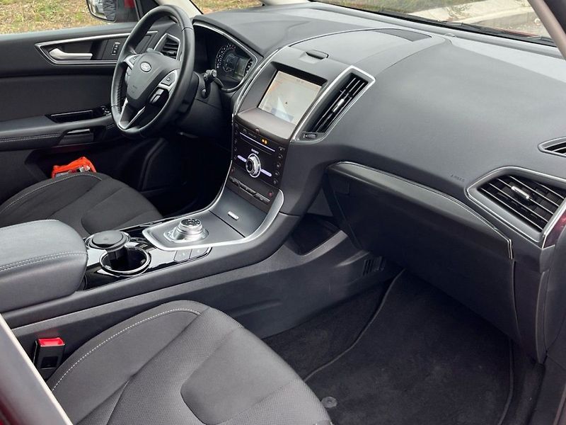 Ford S-MAX 2,5HEV,140kW,1. MAJ, CZ, SERVI - fotka 13 z 19