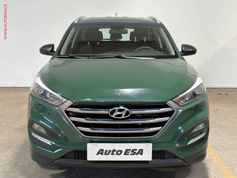 Hyundai Tucson (2017) 2.0 CRDI 4x4, 1.maj,ČR, Klima - fotka 2 z 15