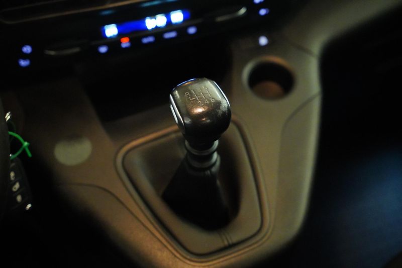 Opel Combo - fotka 27 z 30