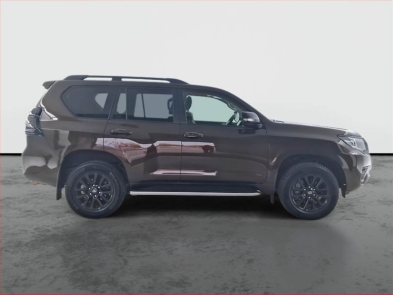 Toyota Land Cruiser (2023) 2.8 D-4D - fotka 6 z 28