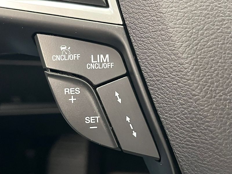 Ford S-MAX 2,5 FHEV Vignale 140KW  7 míst - fotka 29 z 57