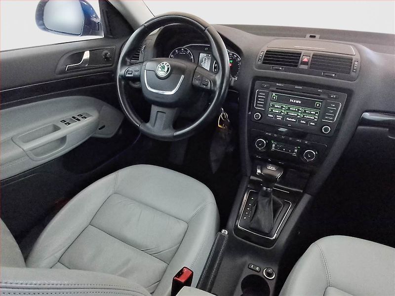 Škoda Octavia (2011) Laurin&Klement 1.8 TSI - fotka 7 z 22