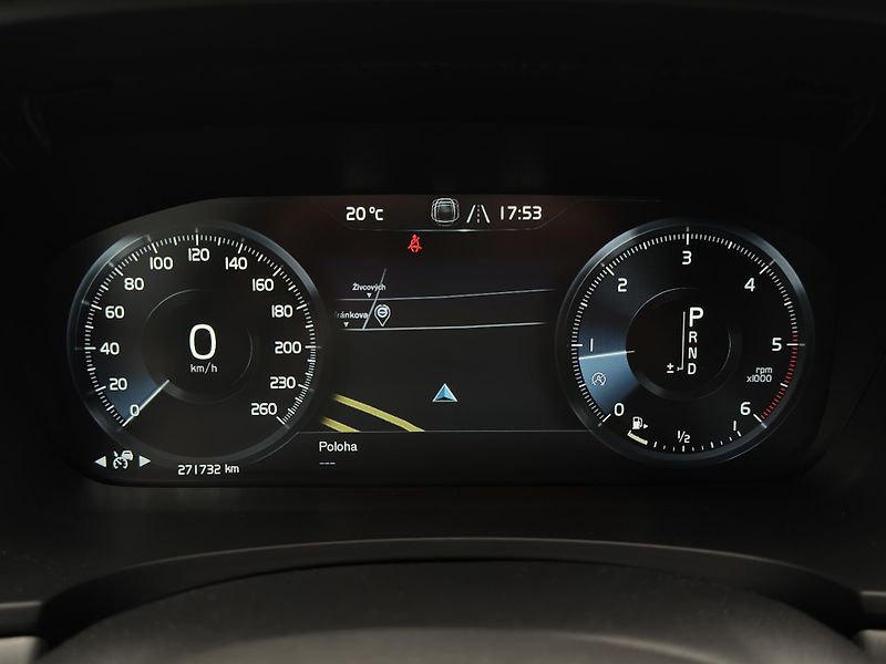 Volvo V90 D4 MOMENTUM PRO POLESTAR AUT - fotka 16 z 47