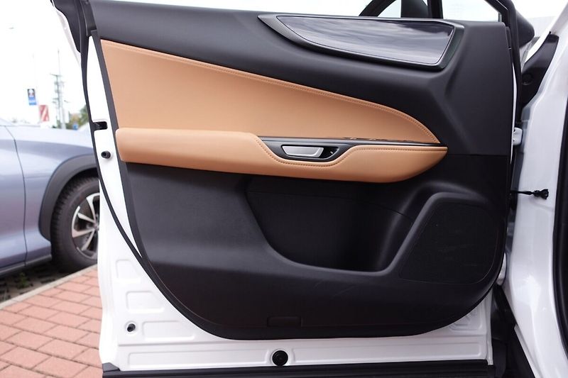 Lexus NX 350h NX350h Executive Top 4x4 - fotka 10 z 35