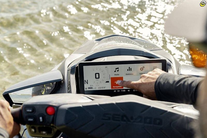 Sea Doo (2027) GTX LTD 3-up 350hp iDF Audio m - fotka 9 z 9