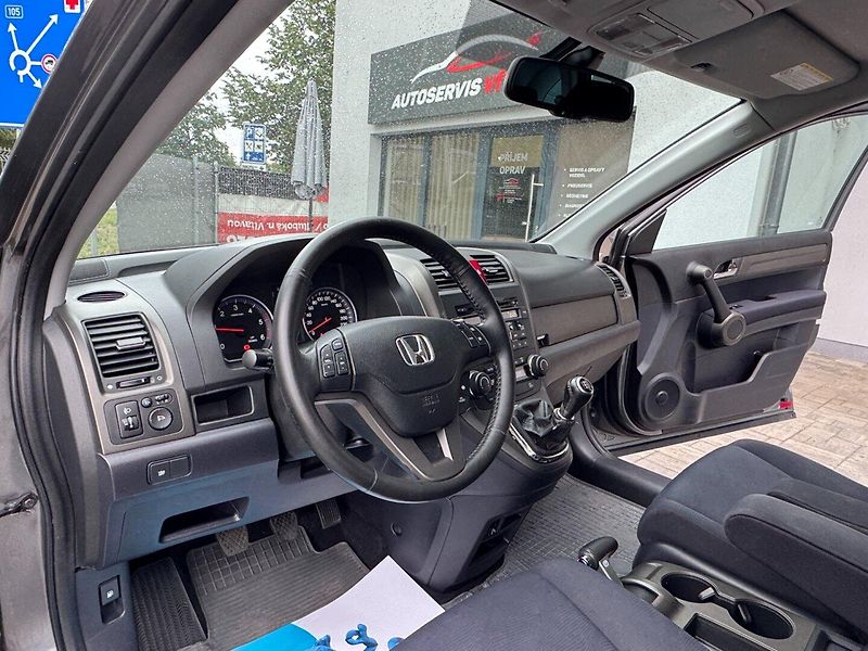 Honda CR-V (2011) 2.2 i DTEC, 4x4 - fotka 17 z 32