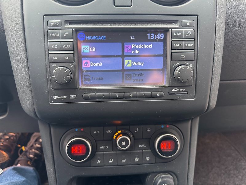 Nissan Qashqai (2012) 2.0 BA+LPG, 4x4 - fotka 19 z 28