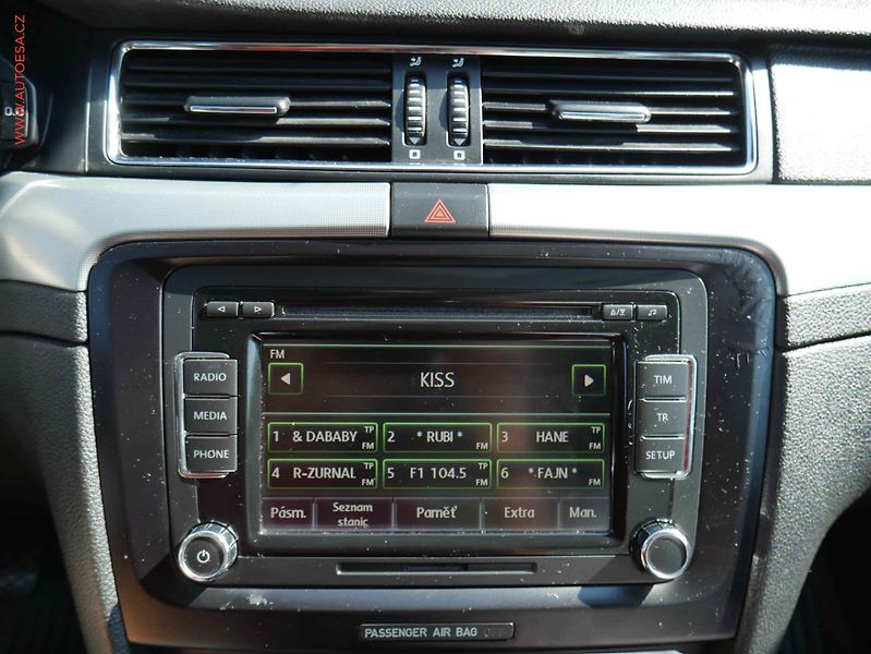 Škoda Superb (2008) 2.0 TDi, 2.maj,ČR, Ambition - fotka 15 z 19