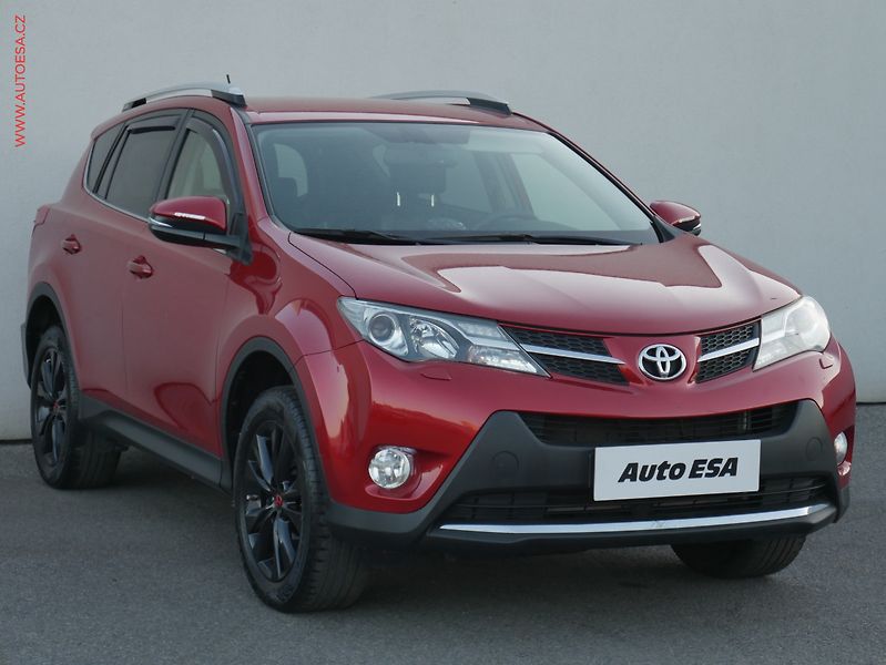 Toyota RAV4 (2013) 2.2 D-4D 4x4, AC, TZ, kamera - fotka 1 z 21