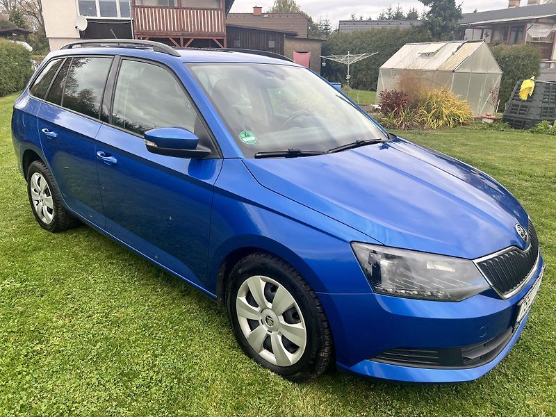 Škoda Fabia 1.4TDI 66KW,DSG,FRONT ASSIST - fotka 9 z 46