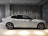 Volvo S60 2,0 B5 AWD Ultimate Panorama - náhled 2