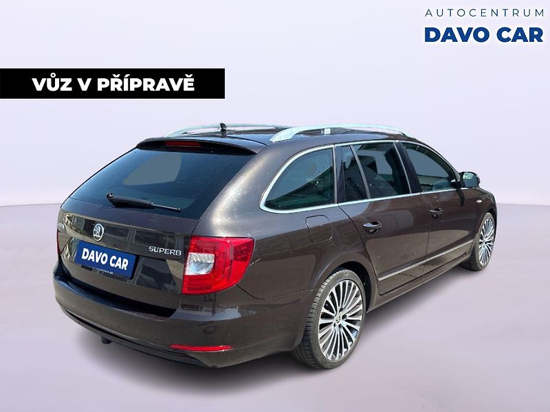 Škoda Superb 2,0 TDI 125kW DSG L&K Navi - fotka 5 z 12