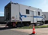 Nahlédli jsme do ojedinělého pomocníka Celní správy - pojízdné laboratoře.