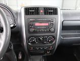 Suzuki Jimny (2006) 1.3 16V, 4X4, Vyhř. sedaček - náhled 12