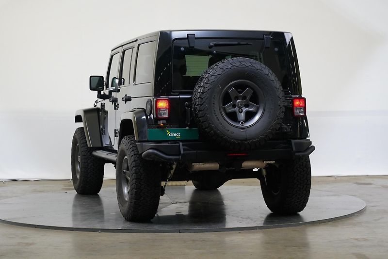 Jeep Wrangler - fotka 7 z 28