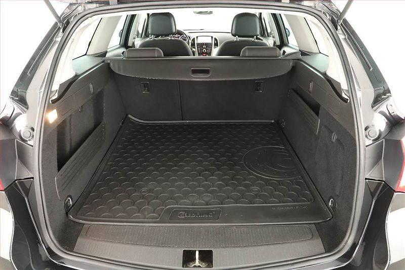 Opel Astra (2011) 2.0 CDTI, Serv.kniha, Navi - fotka 10 z 13