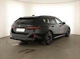BMW Řada 5 (2025) 540d xDrive - náhled 4